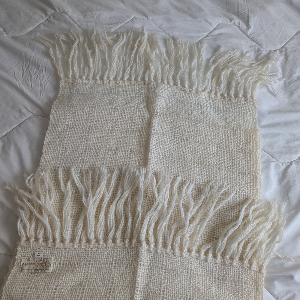 Hand Loomed Vintage Knit Wool Blanket Scarf - Picture 2 of 7